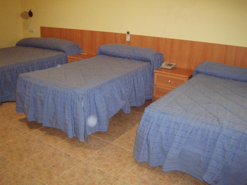 Hotel Los Hermanos Ocaña Стая снимка